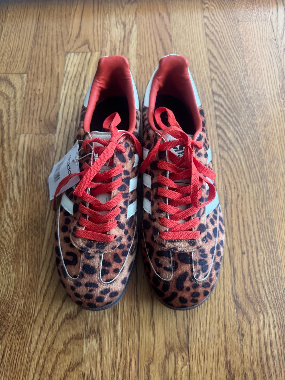 BRAND NEW Adidas Originals Leopard Print Sneakers - fits like women’s 9.5! - Picture 3 of 4